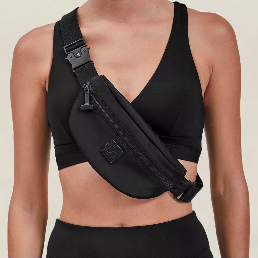Devon Windsor fanny pack